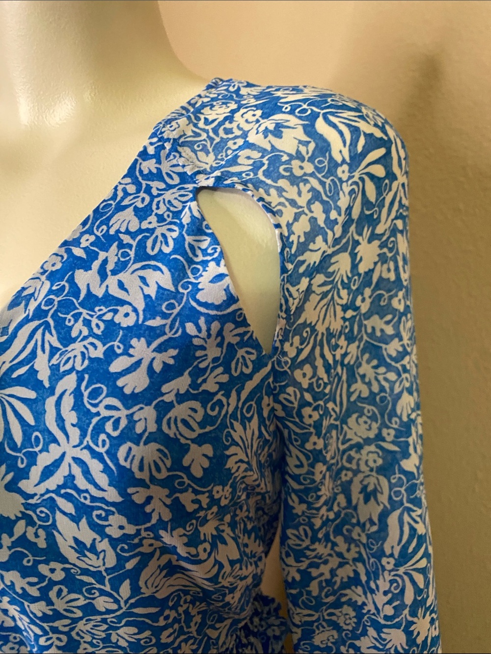 Avec Les Filles Blue and White Floral tiered full flowy skirt Maxi Dress 6 - Picture 3 of 12